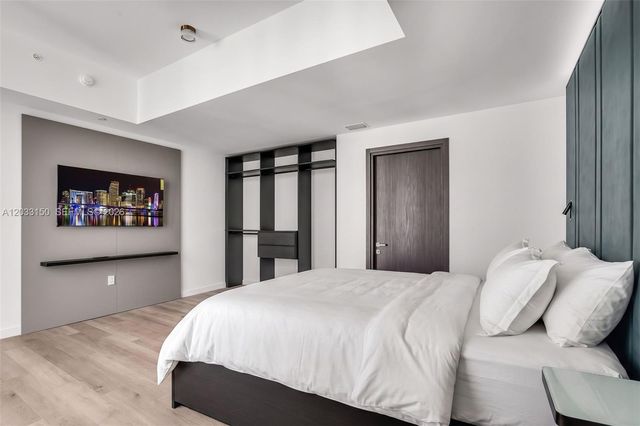 20 NE 11th St 5102, Miami, FL 33132