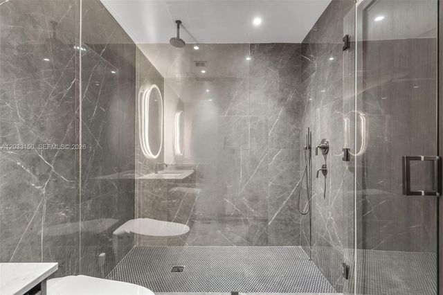 20 NE 11th St 5102, Miami, FL 33132