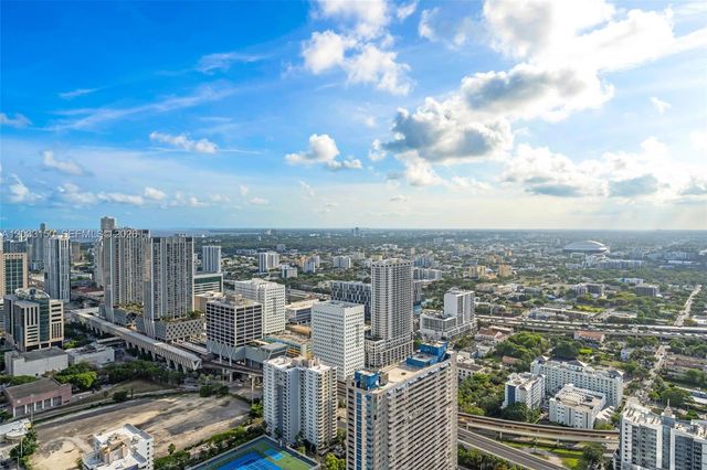 20 NE 11th St 5102, Miami, FL 33132