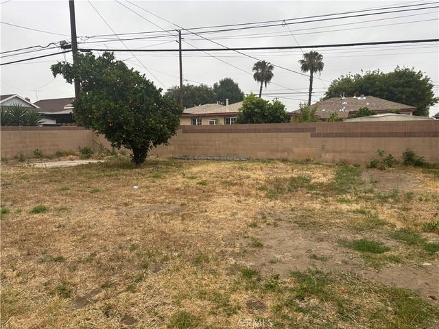 9411 Del Mar Avenue, Montclair, CA 91763