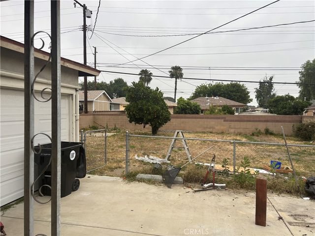 9411 Del Mar Avenue, Montclair, CA 91763