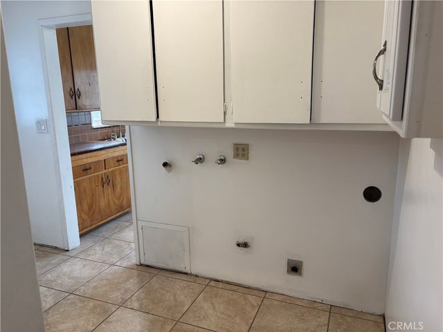 9411 Del Mar Avenue, Montclair, CA 91763