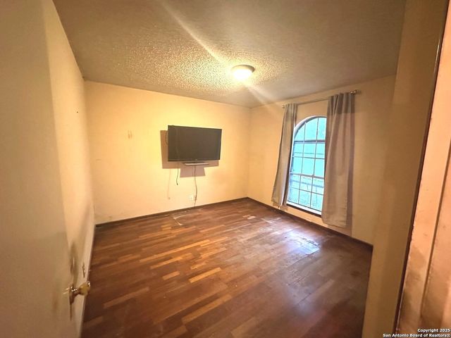 1326 Klondike, San Antonio, TX 78245