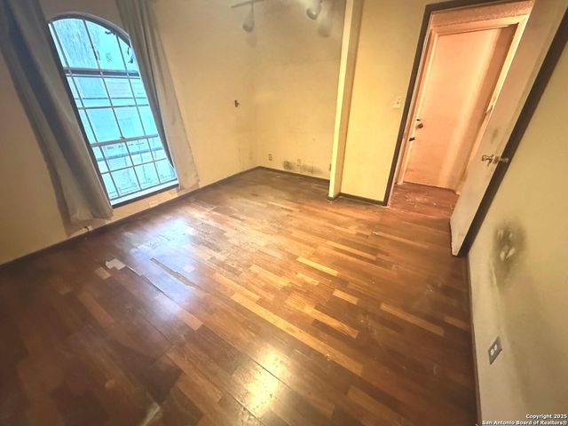 1326 Klondike, San Antonio, TX 78245