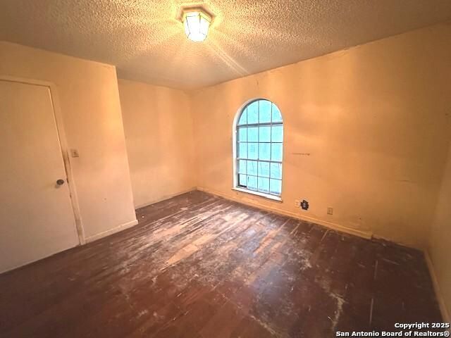 1326 Klondike, San Antonio, TX 78245