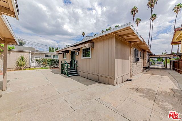 163 S Hobart Boulevard, Los Angeles, CA 90004