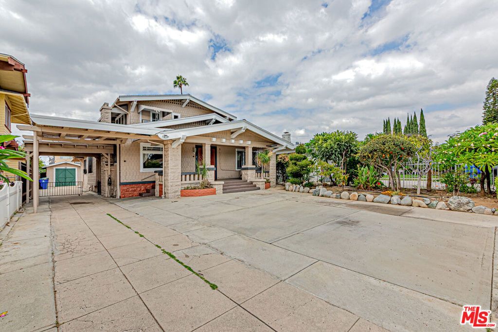 163 S Hobart Boulevard, Los Angeles, CA 90004 — photo 2