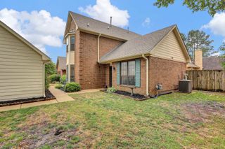 6669 PONDSIDE CIR, Memphis, TN 38119