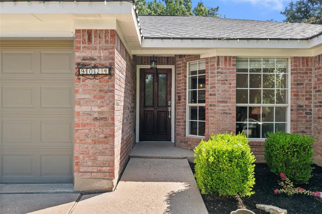9024 Heiden LN, Austin, TX 78749