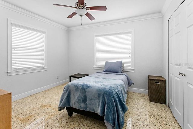 2909 W DEWEY STREET, Tampa, FL 33607