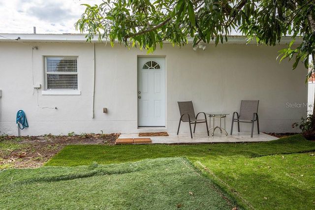 2909 W DEWEY STREET, Tampa, FL 33607