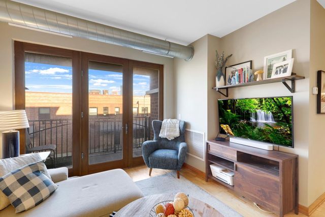 15 E Franklin Avenue 208, Minneapolis, MN 55404