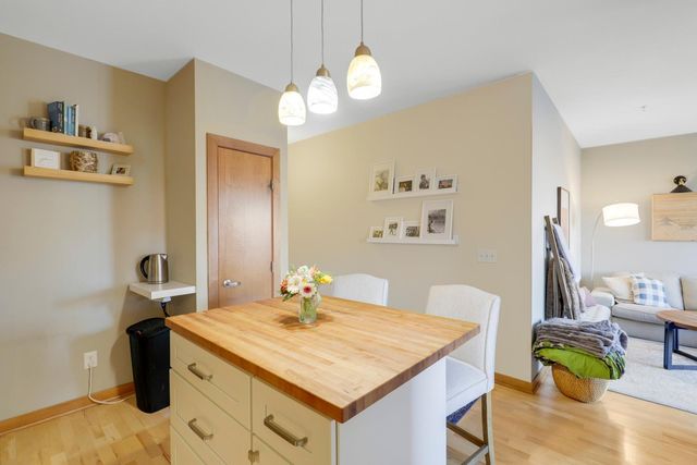 15 E Franklin Avenue 208, Minneapolis, MN 55404
