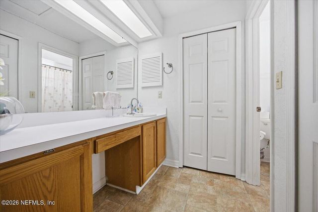 8139 FIELDSIDE Drive W, Jacksonville, FL 32244