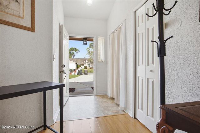 8139 FIELDSIDE Drive W, Jacksonville, FL 32244