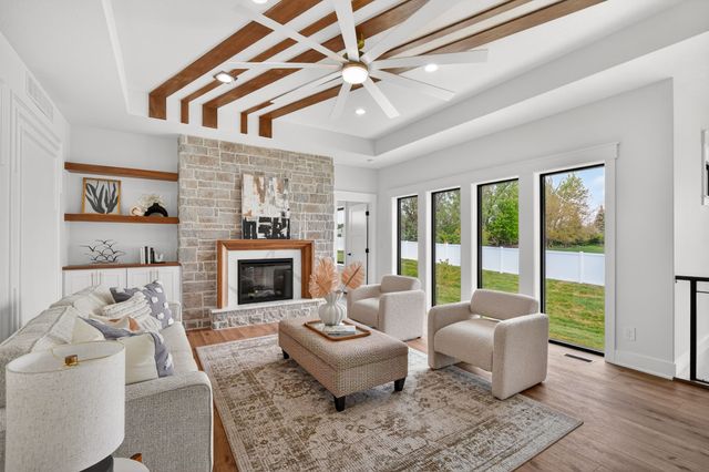 215 NW Woodmoor Drive, Waukee, IA 50263