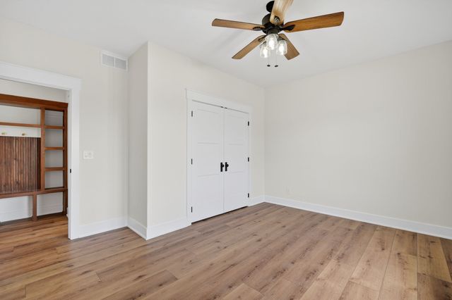 215 NW Woodmoor Drive, Waukee, IA 50263