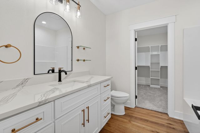 215 NW Woodmoor Drive, Waukee, IA 50263