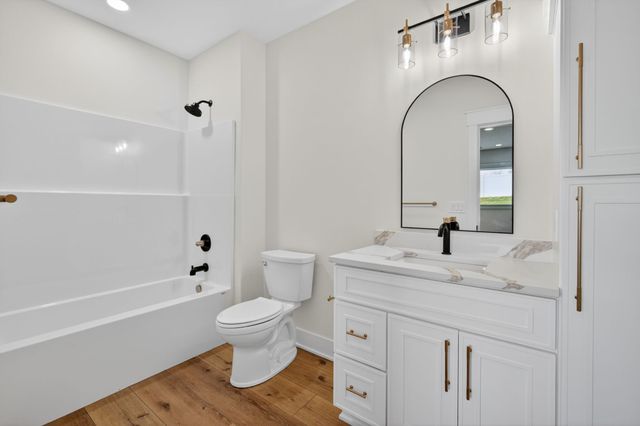 215 NW Woodmoor Drive, Waukee, IA 50263