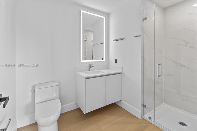 700 NE 24 St 2905, Miami, FL 33137