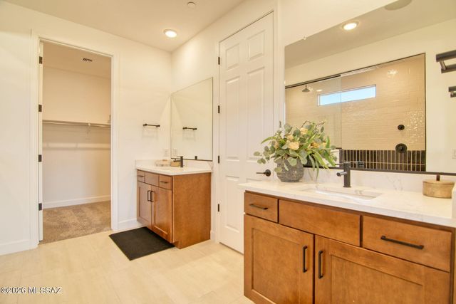 12794 E Tortoise Pointe Drive, Vail, AZ 85641
