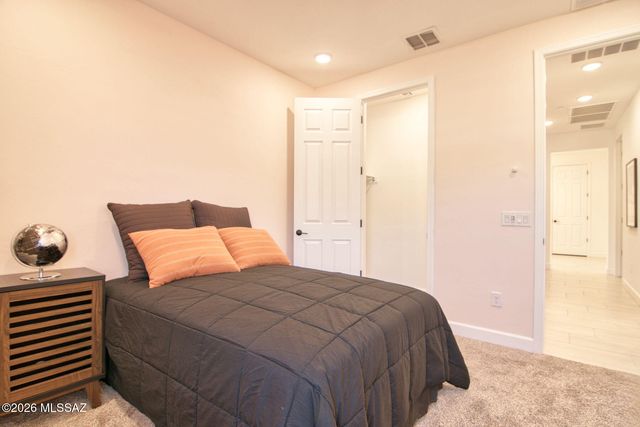 12794 E Tortoise Pointe Drive, Vail, AZ 85641