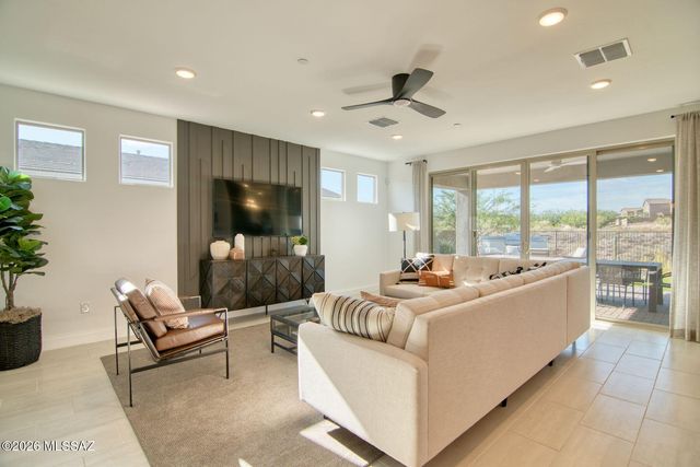 12794 E Tortoise Pointe Drive, Vail, AZ 85641