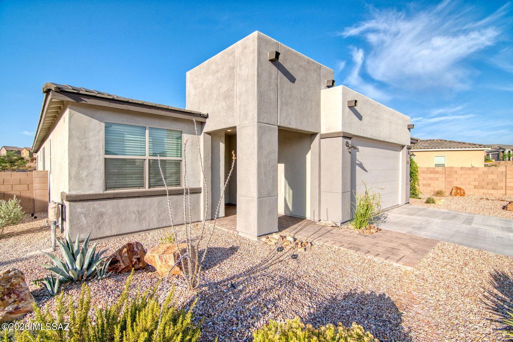 12794 E Tortoise Pointe Drive, Vail, AZ 85641