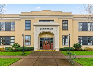 650 W 12TH Ave 102, Eugene, OR 97402