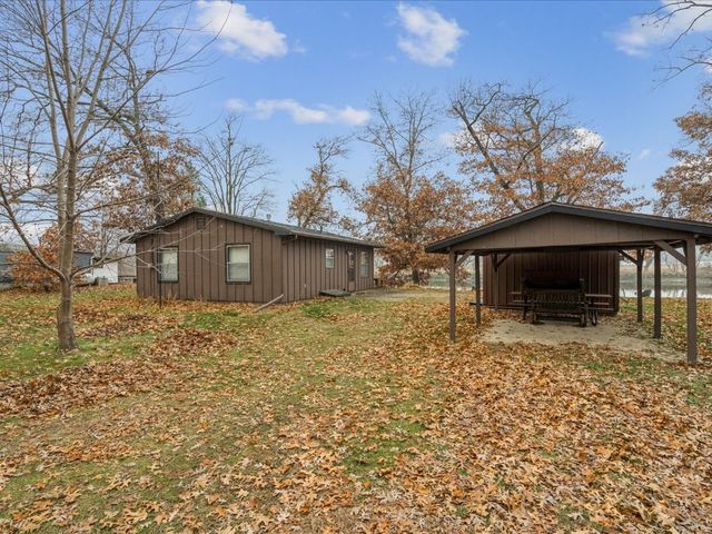 952 Ivanhoe Circle, Mt Vernon, IA 52314