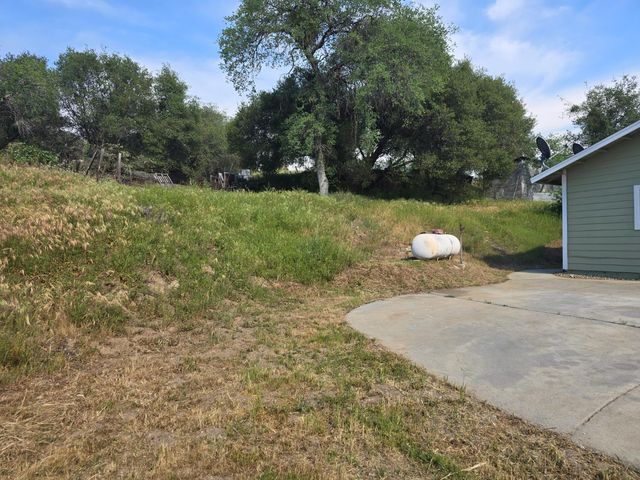 40210 Millwood Road, Dunlap, CA 93621