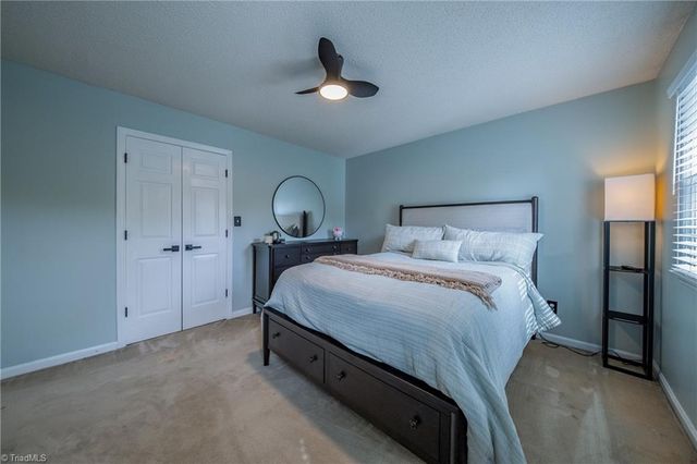 3805 Oak Forest Drive, High Point, NC 27265