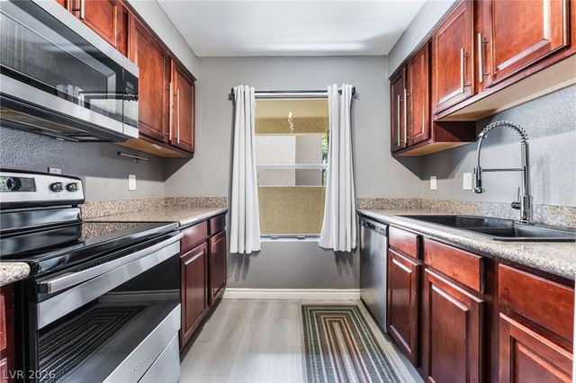 2451 North Rainbow Boulevard 1003, Las Vegas, NV 89108