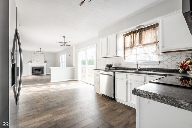 12559 Bentley Boulevard, Fishers, IN 46038