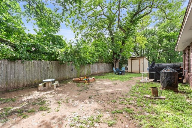 401 Mahon Hollow Drive, Waco, TX 76704