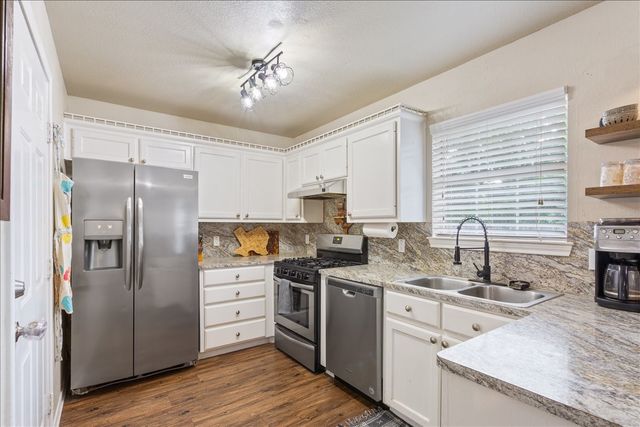 401 Mahon Hollow Drive, Waco, TX 76704