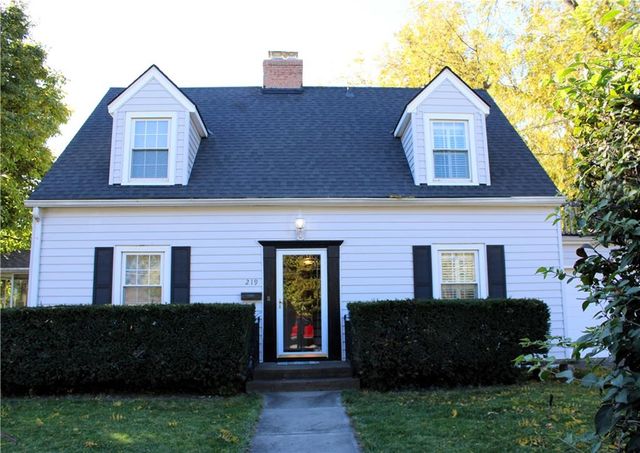 219 E South Avenue, Independence, MO 64050