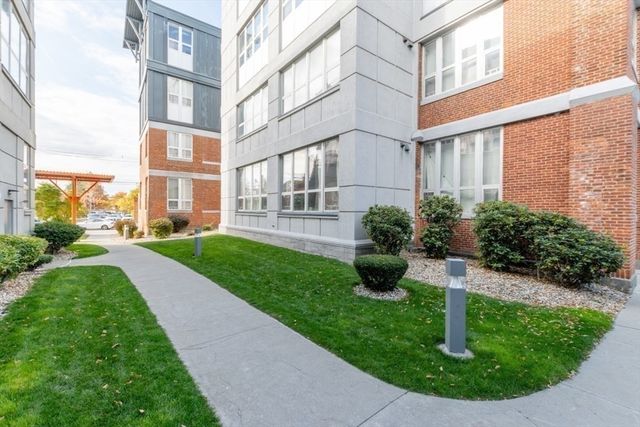 118 Holmes St 405, Quincy, MA 02171