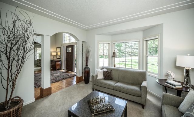 4015 Hosford Hills Road, Eagan, MN 55123