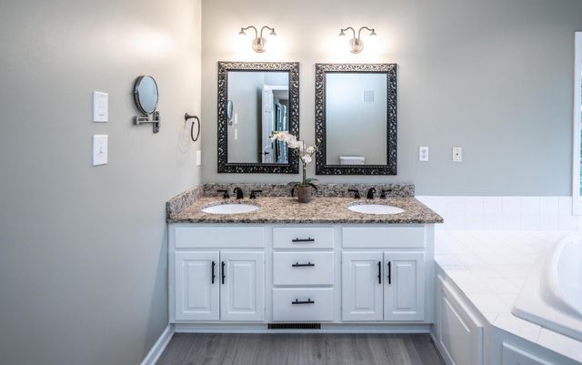 4015 Hosford Hills Road, Eagan, MN 55123