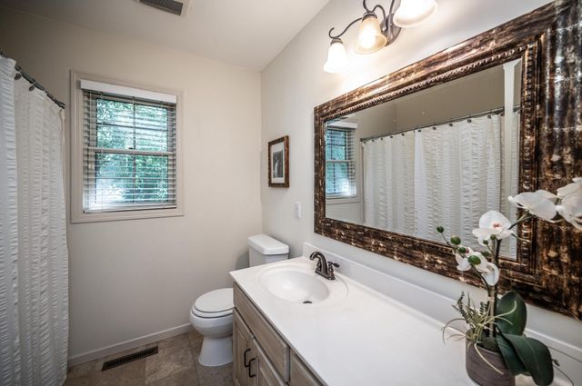 4015 Hosford Hills Road, Eagan, MN 55123