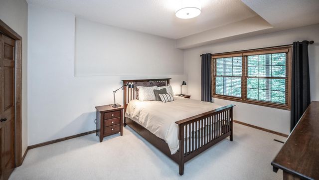 4015 Hosford Hills Road, Eagan, MN 55123