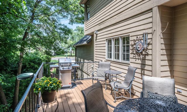 4015 Hosford Hills Road, Eagan, MN 55123