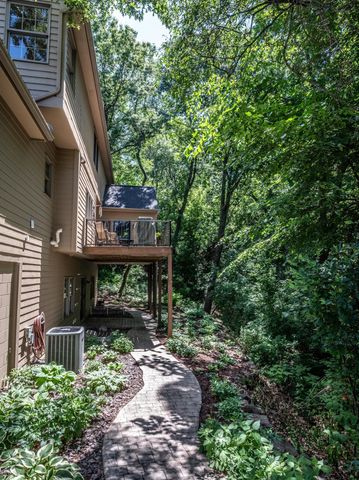 4015 Hosford Hills Road, Eagan, MN 55123