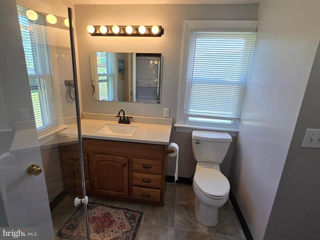 182 SHENANDOAH ST, Mount Jackson, VA 22842