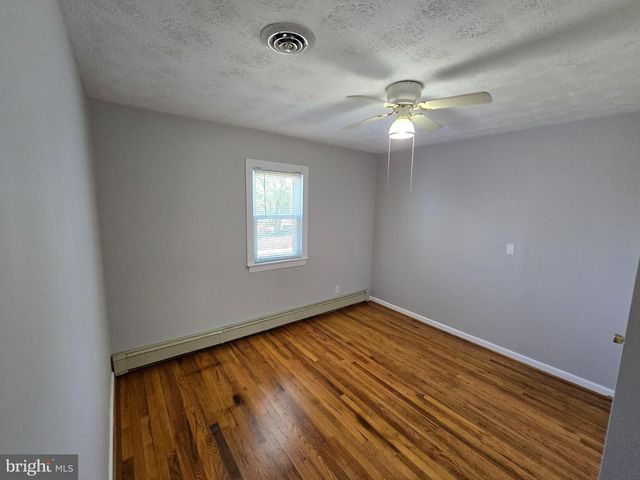 182 SHENANDOAH ST, Mount Jackson, VA 22842