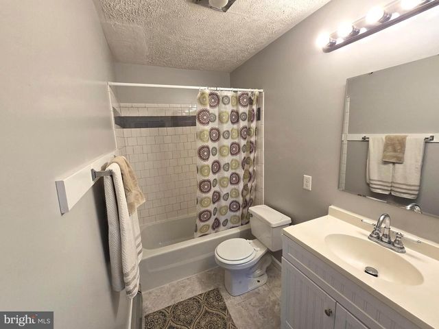 182 SHENANDOAH ST, Mount Jackson, VA 22842
