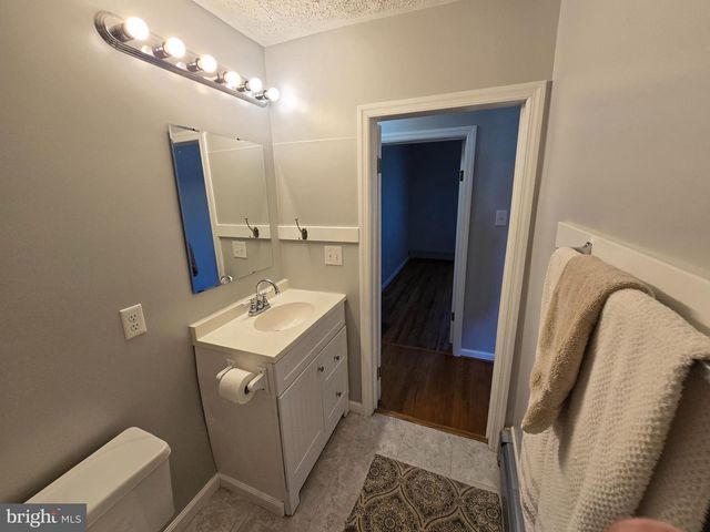 182 SHENANDOAH ST, Mount Jackson, VA 22842