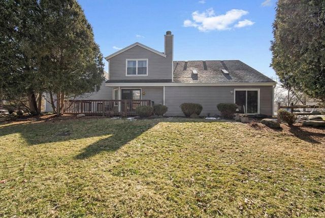 W342N6303 Kathy DRIVE, Oconomowoc, WI 53066