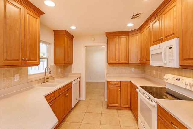 326 FITZHUGH ROAD, Winter Park, FL 32792